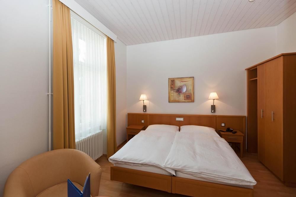 Rochat Hotel